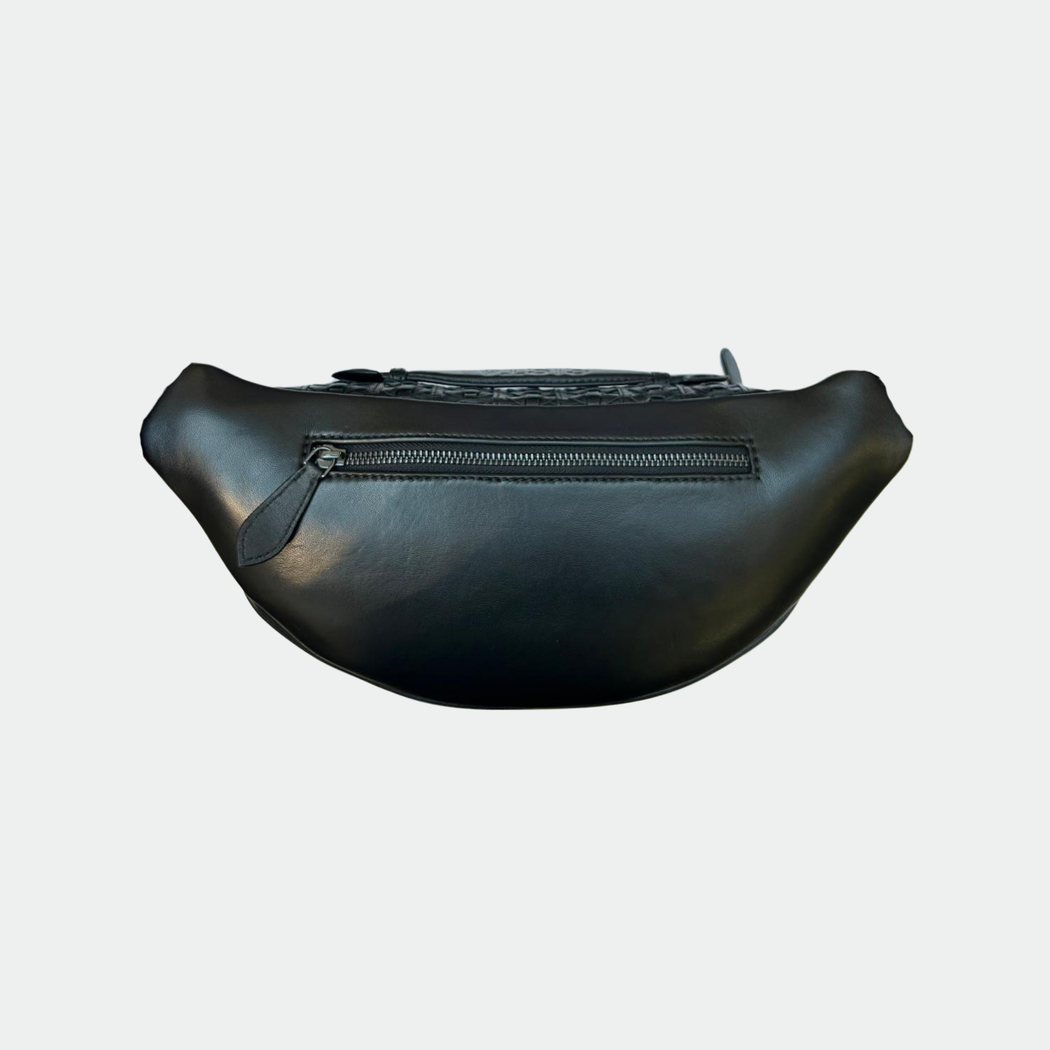 Mike Tressé Black x Véronika Loubry