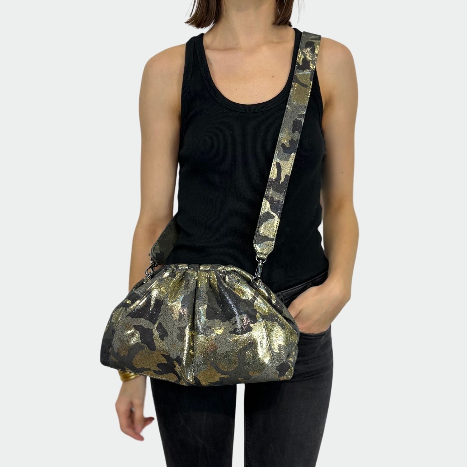 Big Uniq Shiny Military